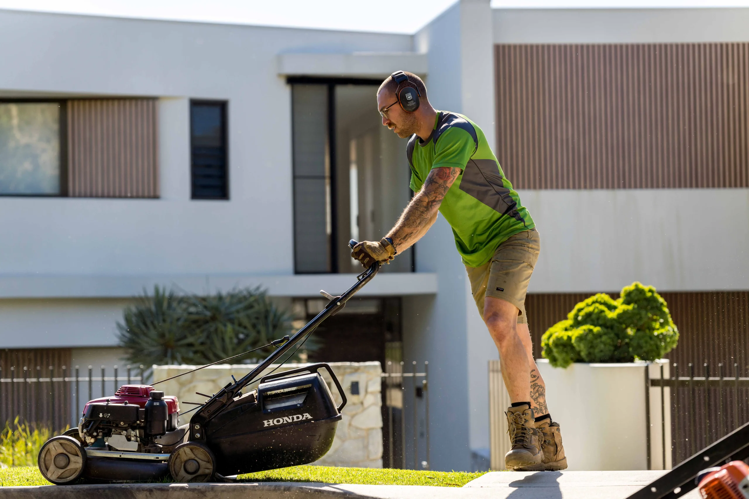 leaf litter strata paths slip risk - lawn maintenance